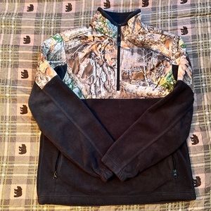 Columbia camo fleece